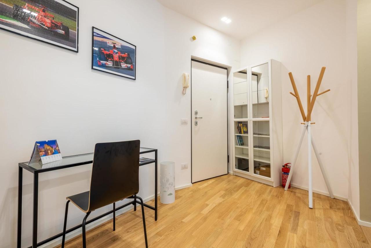 Spacious & Comfortable In Duomo By Easylife Appartamento